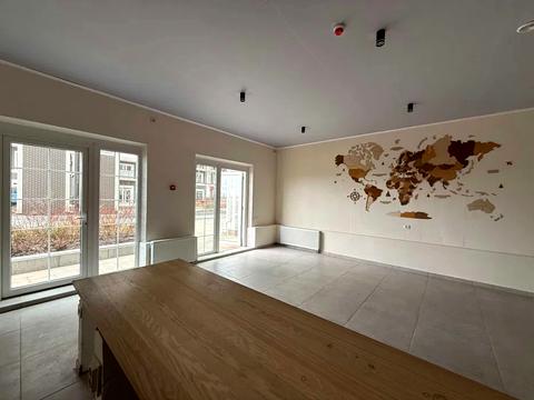 комерційна за адресою Михайла Максимовича вул. (Онуфрія Трутенка), 26-В