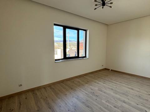 будинок за адресою Центральна