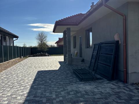 будинок за адресою Центральна