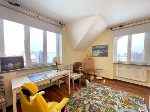 будинок за адресою Озерна вул.