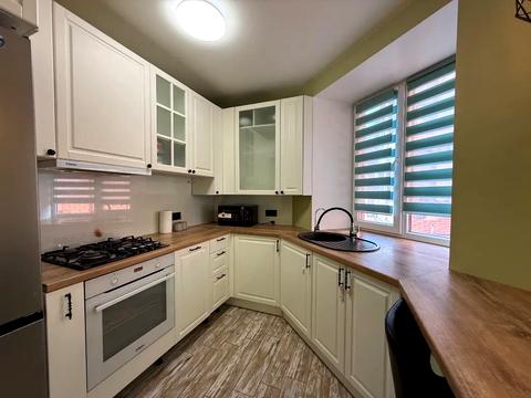 квартира за адресою смт. Слобожанське, Співдружності вул., 1