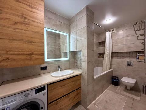 квартира за адресою смт. Слобожанське, Співдружності вул., 1