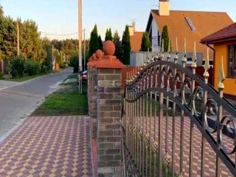 будинок за адресою Проліскова вул.
