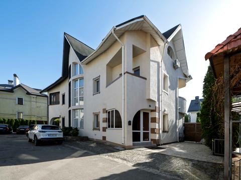 будинок за адресою Козацький пров.