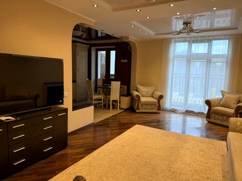 квартира за адресою Княжий Затон вул., 11