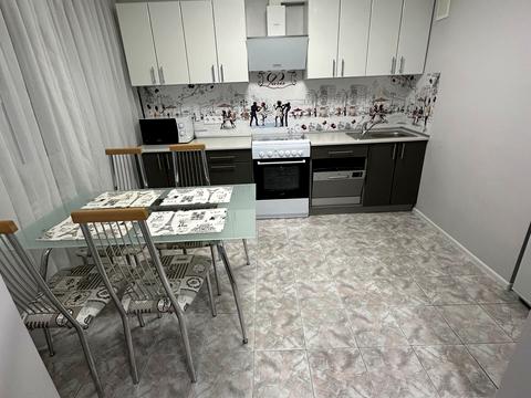 квартира за адресою Князів Острозьких вул. (Московська), 17/2