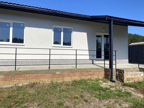 будинок за адресою центральна