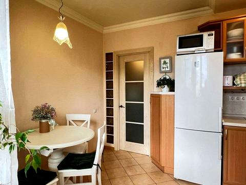 квартира за адресою Машинобудівників вул., 15-Б