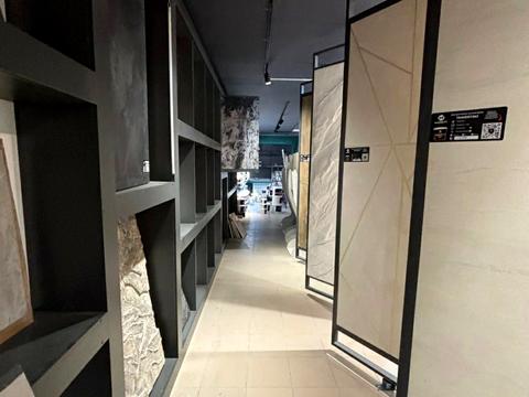 комерційна за адресою Коломия, Миколи Леонтовича вул., 4А