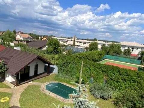 будинок за адресою набережна