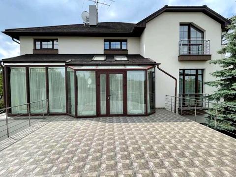 будинок за адресою набережна