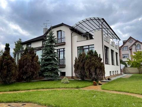 будинок за адресою набережна