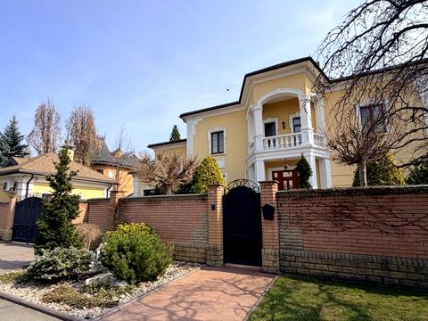 будинок за адресою Верховної Ради тупик, 143