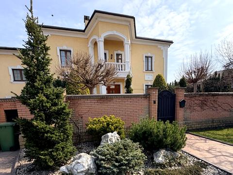 будинок за адресою Верховної Ради тупик, 143