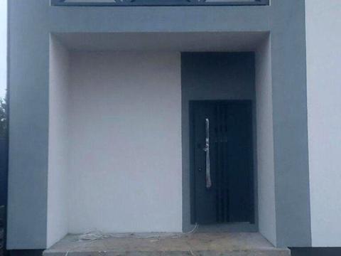 будинок за адресою Максима Рильського вул.