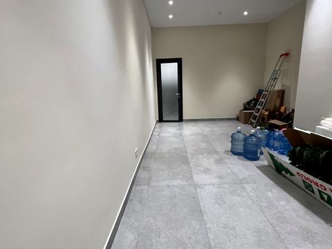 комерційна за адресою Героїв УПА вул., 73ж