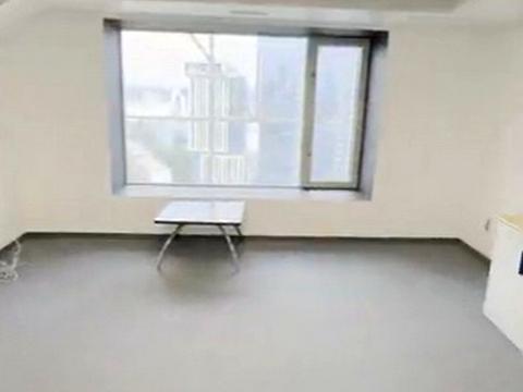 комерційна за адресою Шовковична вул., 42-44