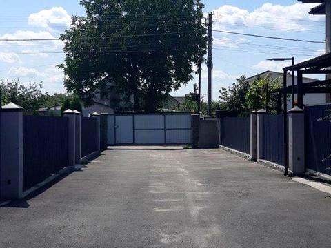 будинок за адресою Абрикосова вул.