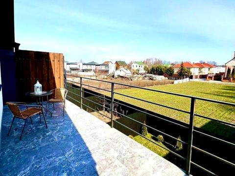 будинок за адресою Озерна вул.