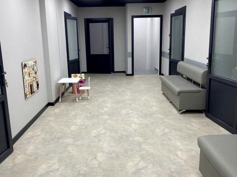 комерційна за адресою Ковпака вул., 17