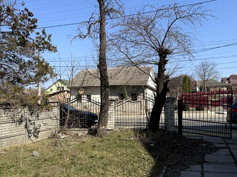 коммерческая по адресу Русская ул., 162