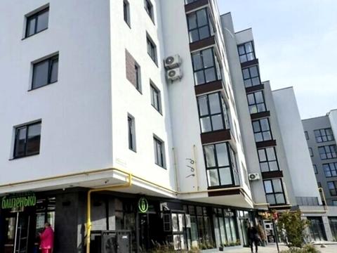 комерційна за адресою Повітряна вул., 78