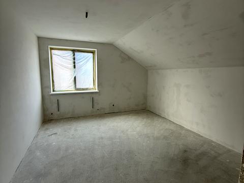 дом по адресу Осіння