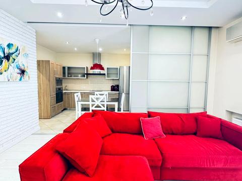 квартира за адресою Регенераторна вул., 4 к7