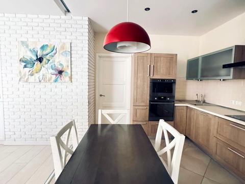 квартира за адресою Регенераторна вул., 4 к7