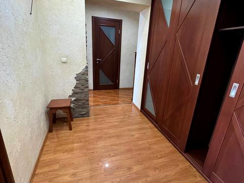 квартира по адресу Дмитрия Яворницкого просп. (Карла Маркса), 58