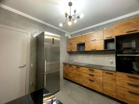 квартира за адресою Бориса Гмирі вул., 12-Б