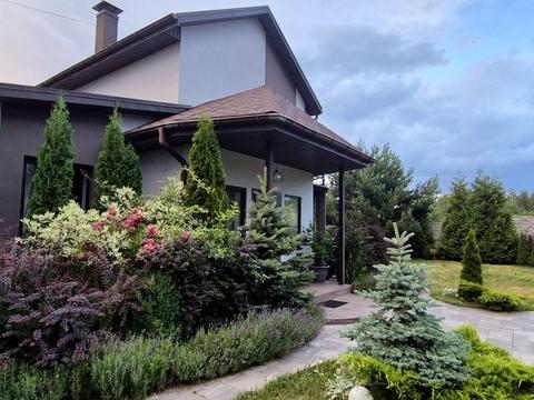 будинок за адресою Березова