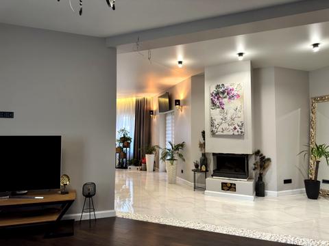 будинок за адресою Березова