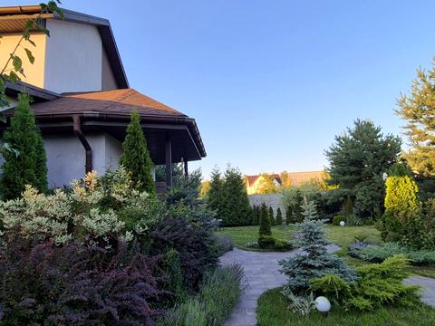 будинок за адресою Березова