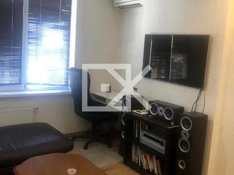 квартира за адресою Дніпровська набережна вул., 1-А