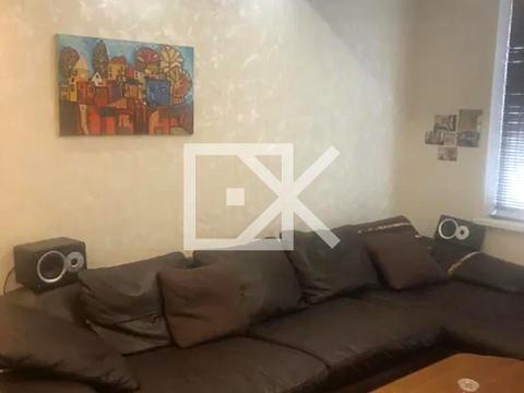 квартира за адресою Дніпровська набережна вул., 1-А