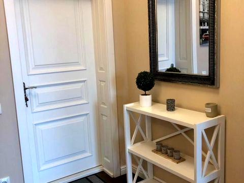 квартира за адресою Миколи Міхновського бульв. (Дружби народів), 14-16