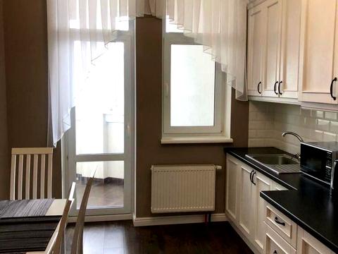 квартира за адресою Миколи Міхновського бульв. (Дружби народів), 14-16