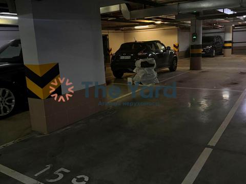 паркомісце за адресою Андрія Верхогляда вул. (Михайла Драгомирова), 3