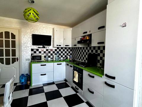 квартира за адресою Крайна вул., 1В