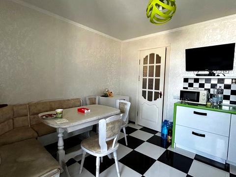 квартира за адресою Крайна вул., 1В