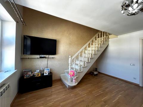 квартира за адресою Крайна вул., 1В