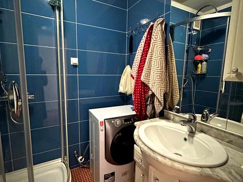 квартира за адресою Крайна вул., 1В