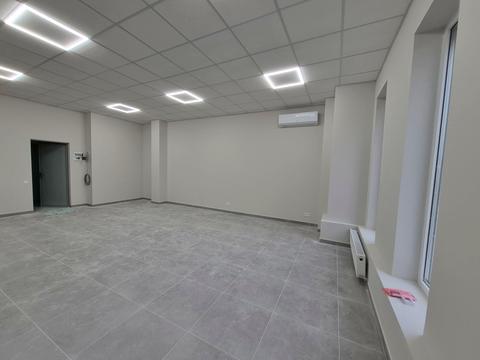 комерційна за адресою Пилипа Орлика просп. (Ілліча), 16