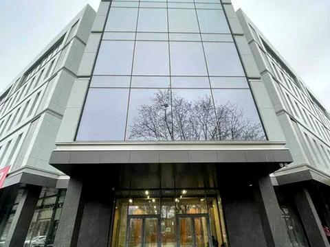 комерційна за адресою Пилипа Орлика просп. (Ілліча), 16