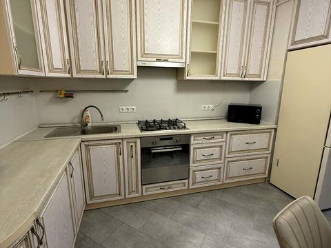 квартира за адресою Антіна Манастирського вул. (), 2а