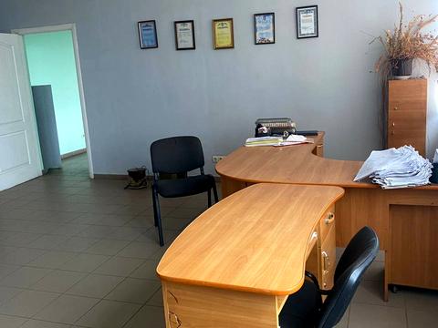 комерційна за адресою майдан Шептицького пл., 5