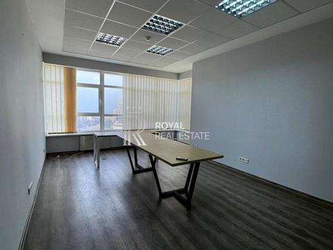 коммерческая по адресу Кловский спуск, 7a