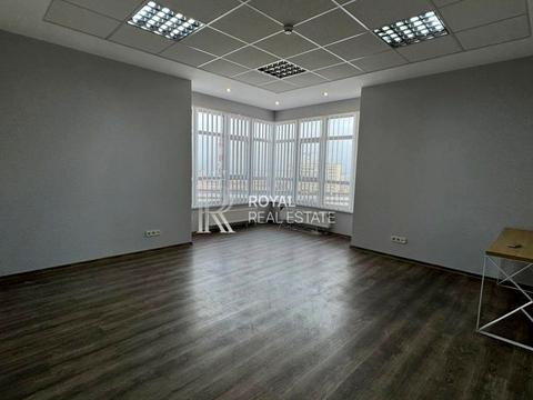 коммерческая по адресу Кловский спуск, 7a