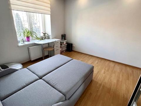 квартира за адресою Зодчих вул., 8